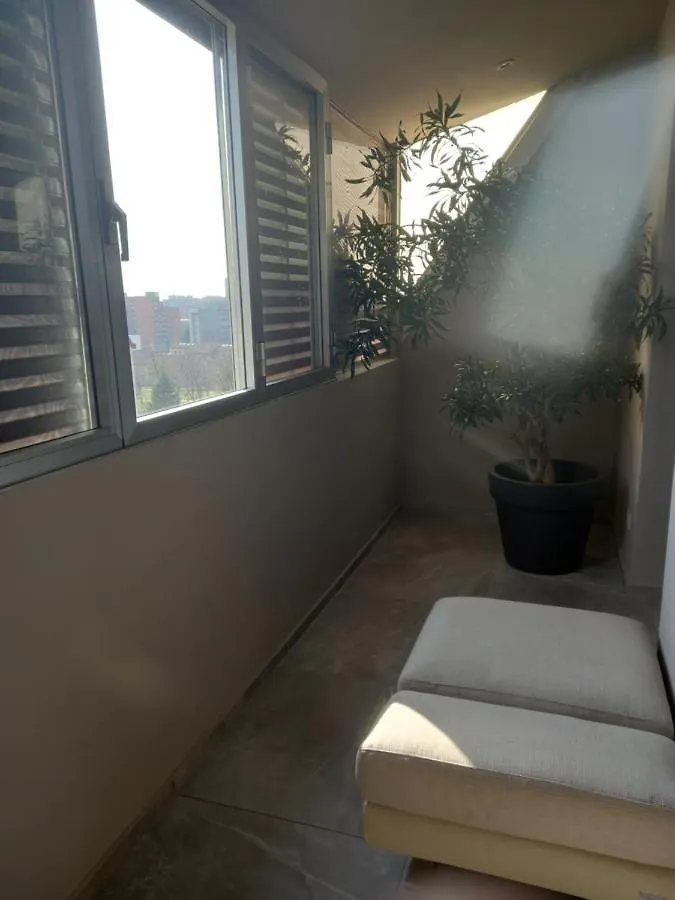 Home Suite Home - Super Attic Suite -With Free Parking - Zone Iulm & Naba & Navigli - Metro Subway Romolo 0*, Milan