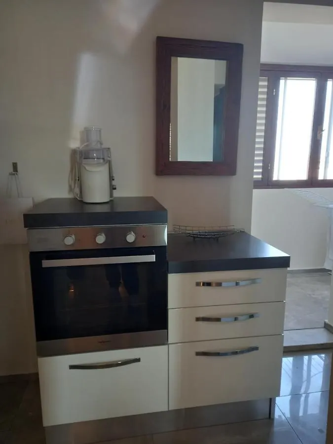 Home Suite Home - Super Attic Suite -With Free Parking - Zone Iulm & Naba & Navigli - Metro Subway Romolo 0*, Milan